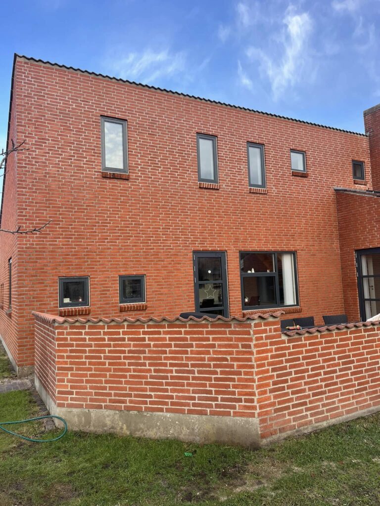 - Bjergby Mureren ApS - 482221497 572312079189867 2334911335433805036 n - Omfugning af hus - Bjergby Mureren ApS - 482221497 572312079189867 2334911335433805036 n - Omfugning af hus